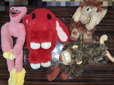 Продаём игрушки цена в описании