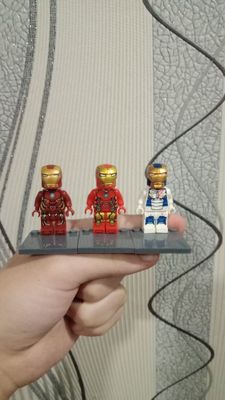 Продам аналог lego железный человек