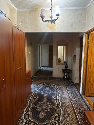 Kvartira qizlarga sheriklikka