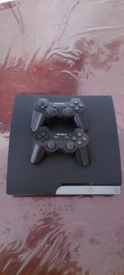 Игровая приставка Sony PS-3 Slim недорого за 120 у.е!