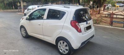Spark sotiladi navarot
