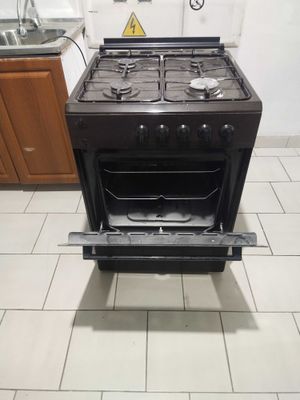 Газ плита Artel б/у почты новый