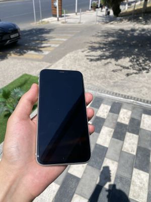 iPhone 11 128gb white