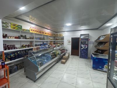 Muzlatgich sotiladi