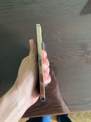 Iphone 12 pro sotiladi