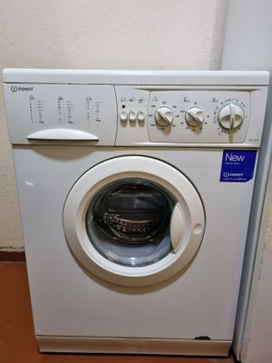 Стиральная машина Indesit