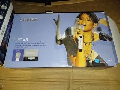 Shure UGX 8 Профессиональный беспроводной микрофон