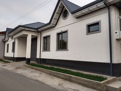 Уй сотилади келесда