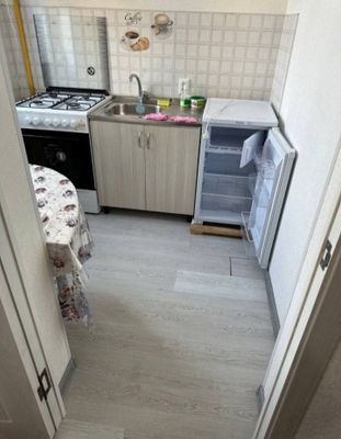 Yunusobod Megaplanet Shaxriston metro bekati yaqinida kvartira bor