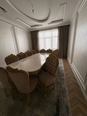 Стол стулья для 12 персон