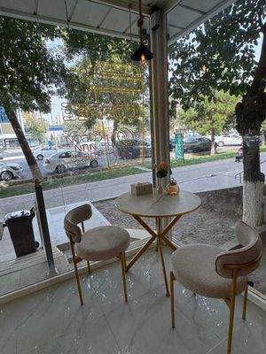 Zamonaviy va qulay korinishda stol stullar loft stilda