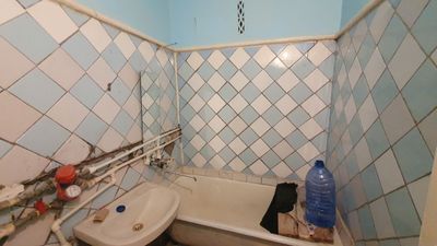 Gaz zor joydan. Arenda kv. bez makler. 3 xonalik 4 xona qilsa boladi