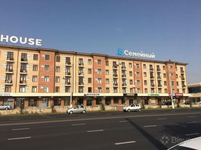 Коммерческое помещение в ж.к семейный.