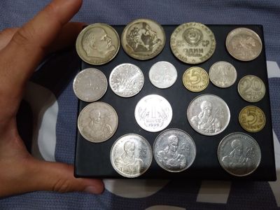 Продаю мини коллекцию монет