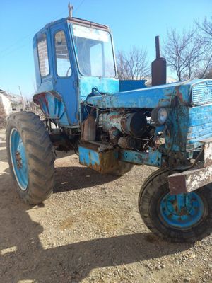 T 28 tractor va tilishkasi bilan