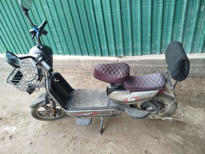 Скутер сатылады срочно