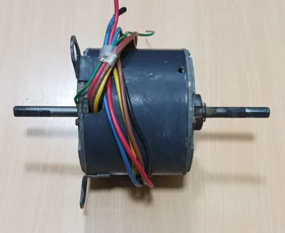 Вентилятор для Наружного и Внутреннего блока!