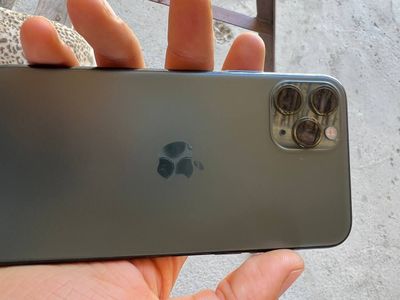 iPhone 11pro емкст 75, 64гб