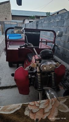 Mototsikl NewStar 200 sotiladi
