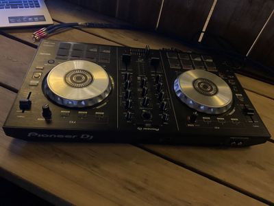 Pinoeer Dj Sb2 serato