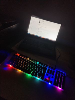 Hp notbuk narxini keliwamz gamer klavitura padarka