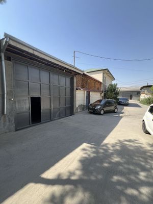 Yujniy vakzal orqasdiy mahalada hamma kamnkatsa bor srochna sotilad
