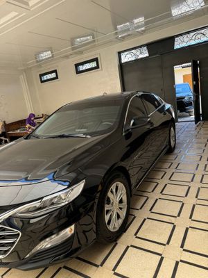 srochna sotiladi Malibu 2 2,4 2018 yili navaroti bor