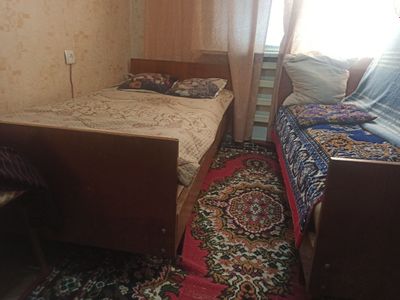 Кровати спальные