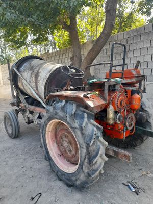 T-16 Traktori beton meshalka qilingan Traktori garantiya