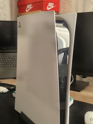 4. Sony PlayStation 5 – срочно, цена $430!