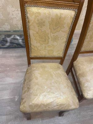 Срочно продаются стуля мебельные 11 штук