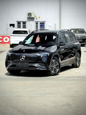 Mercedes-Benz EQB 260