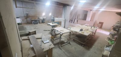 Mebel va Eshik Sex