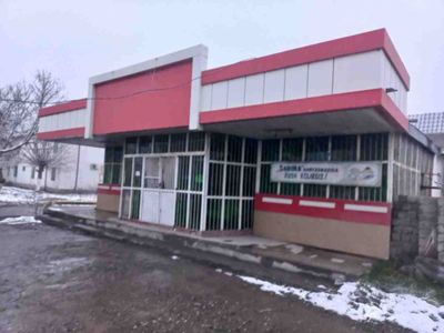 2 etajlik bino sotiladi