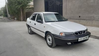 Moshina xolati yaxshi pul zarur naqtga sotiladi
