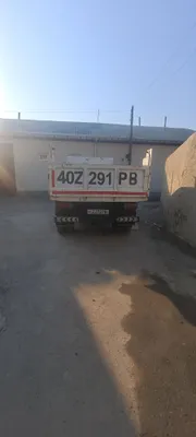 Isuzi Samosval avtomabili