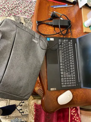 Lenovo noutbook sotiladi