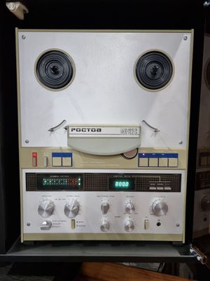 Катушечный магнитофон Ростов МК-112С