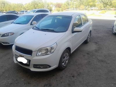 Нексия-3 сотилади