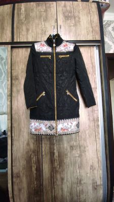 Курткалар сотилади