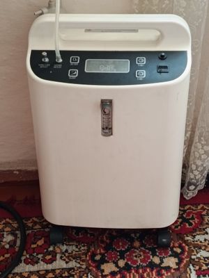 Продается кислородный концентратор на 5 литров,б/у.