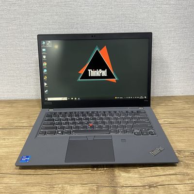 Сенсорный Lenovo Thinkpad с видеокартой для графических программ!