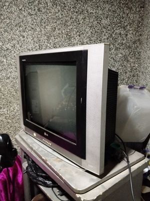Televizor 54dyum