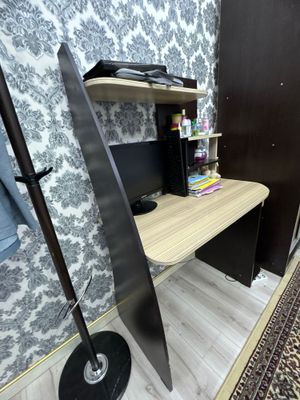 Спальная мебель.