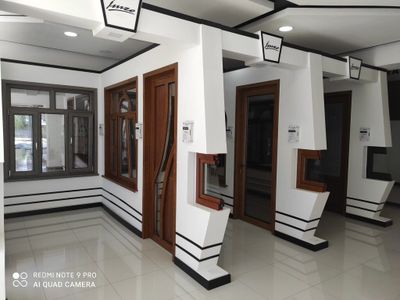 Akfa eshik rom ustasi kerak