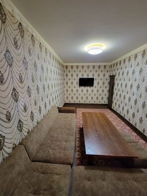 метро шахристан аренда. Срочно без маклер 2х комнатная