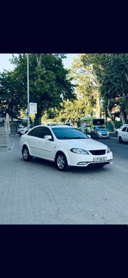 Jentra oq. Idyal mers salon qilingan.A/T