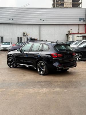 BMW IX3 FULL OPSIYON 535 KM natariusga tayyor srazu ob ketasla