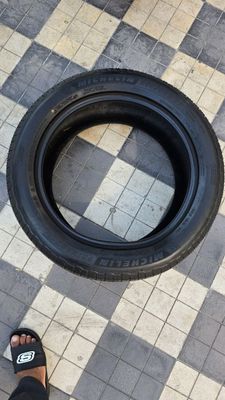 255/50/R20 Michelin