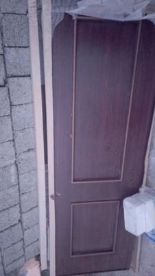 Продается 2 шт двери межкомнатные